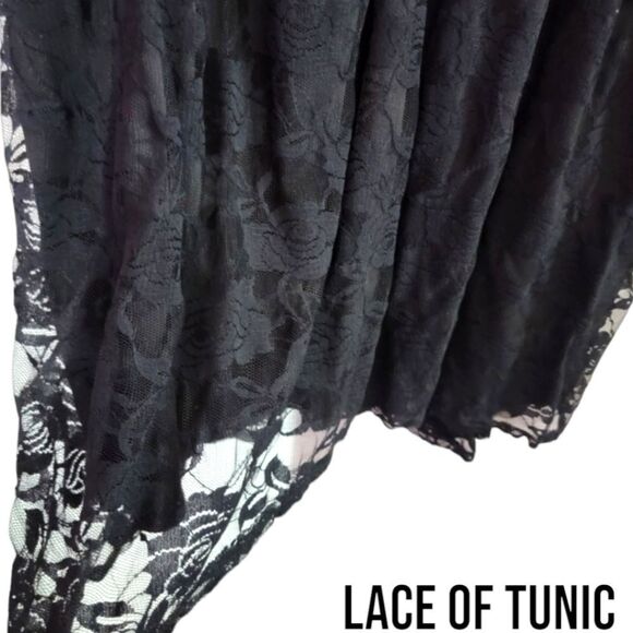 TORRID Plus Size Black & White Striped Peplum Lace V-Neck Tunic/Dress - Picture 9 of 16